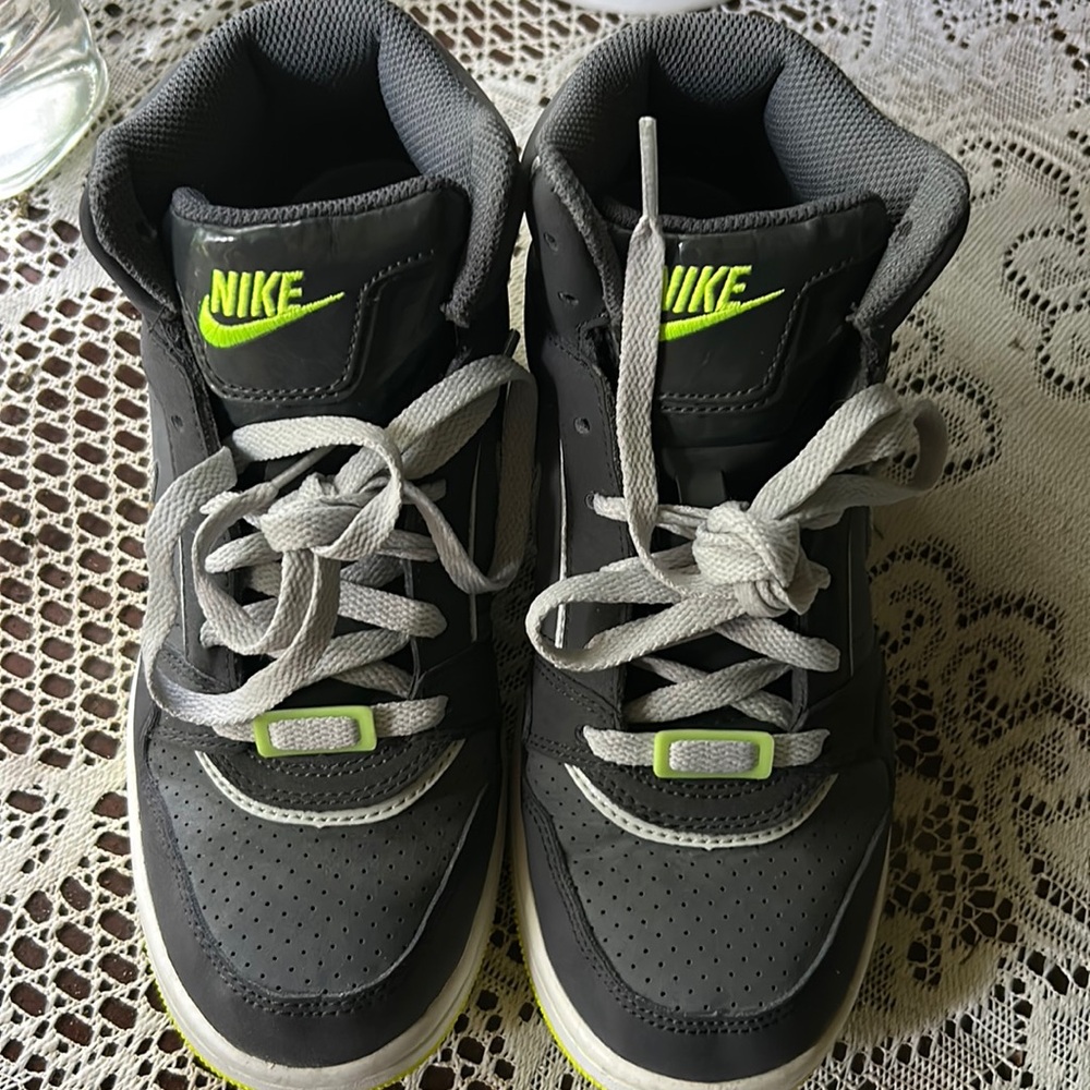 Nike Air Prestige 111 leather dark gray high tops☑️